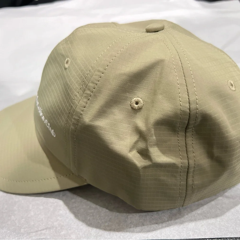 Disney Mickey Mouse baseball cap one size adjustable Aulani Resort Hawaii NEW